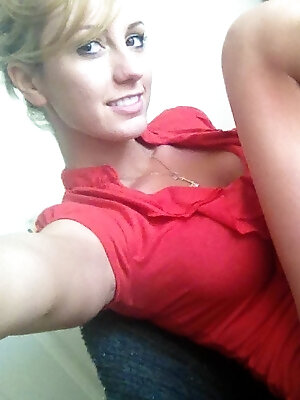 Bottomless Blonde